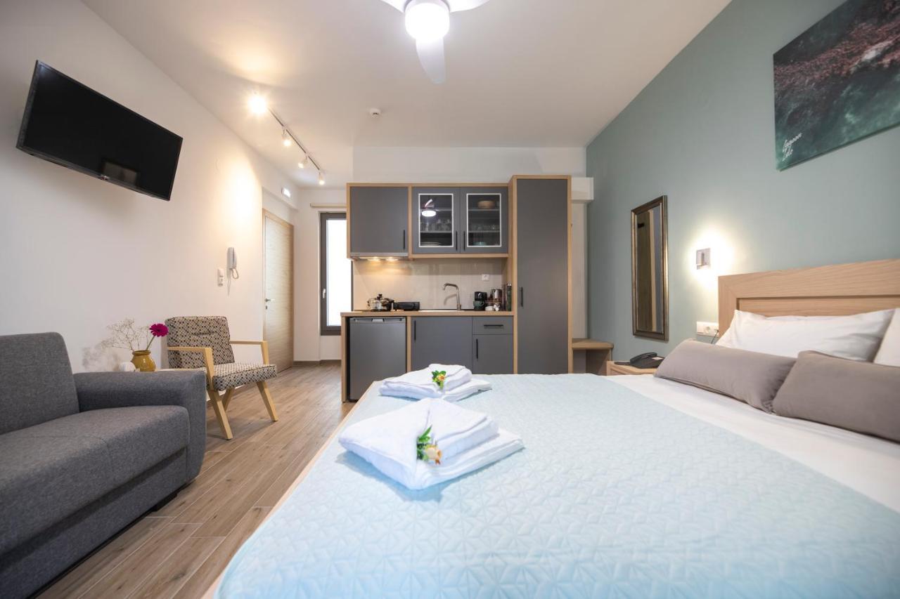 Lagoon Isle Aparthotel